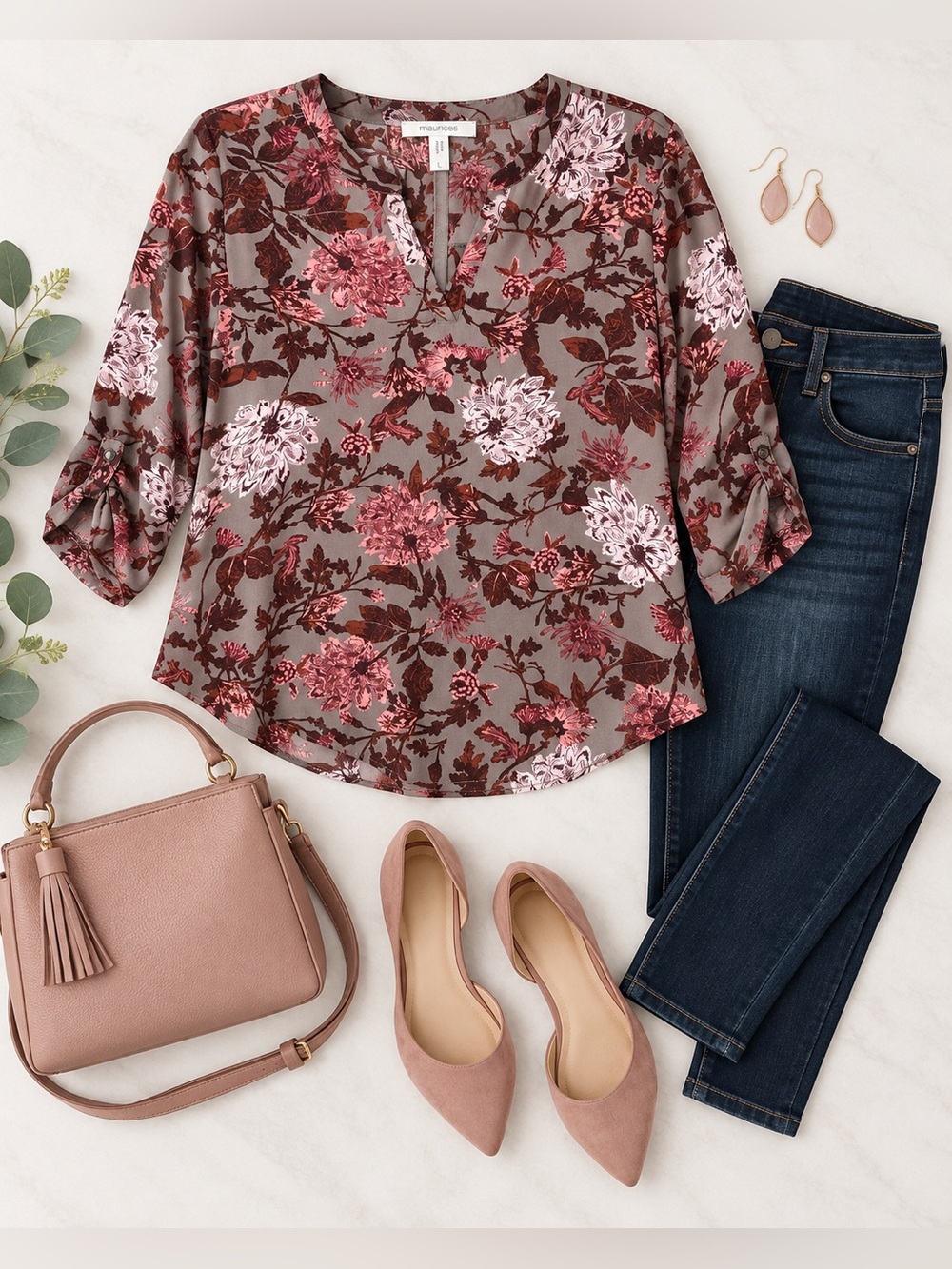 Maurices Gray Berry Floral V-Neck 3/4 Sleeve Blouse